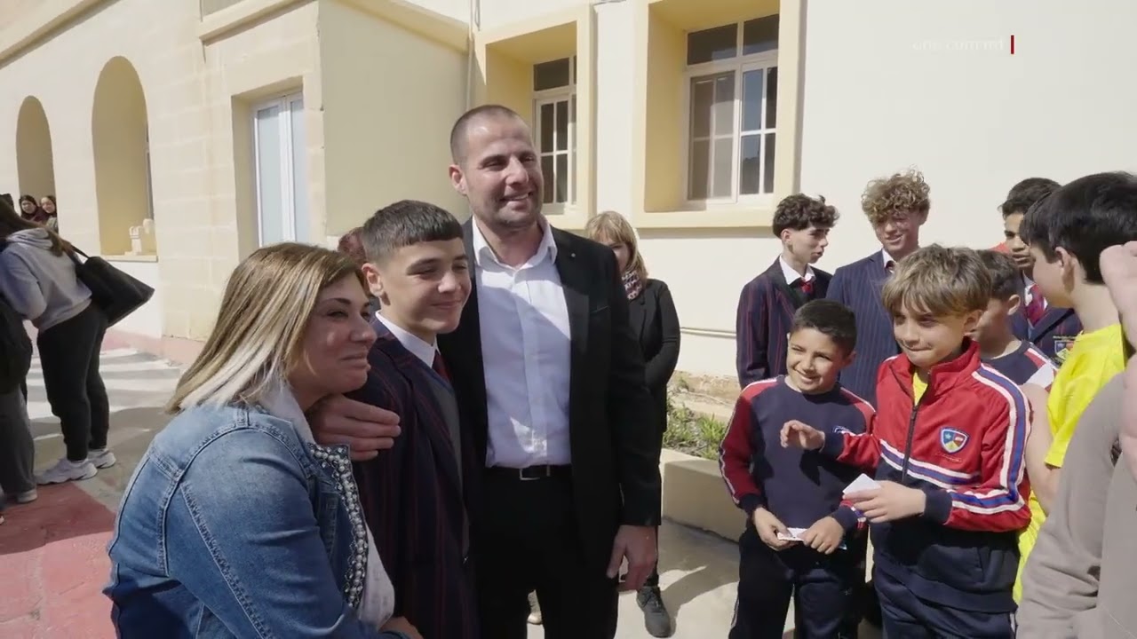 IL-PM MAL-ISTUDENTI F’DE LA SALLE
