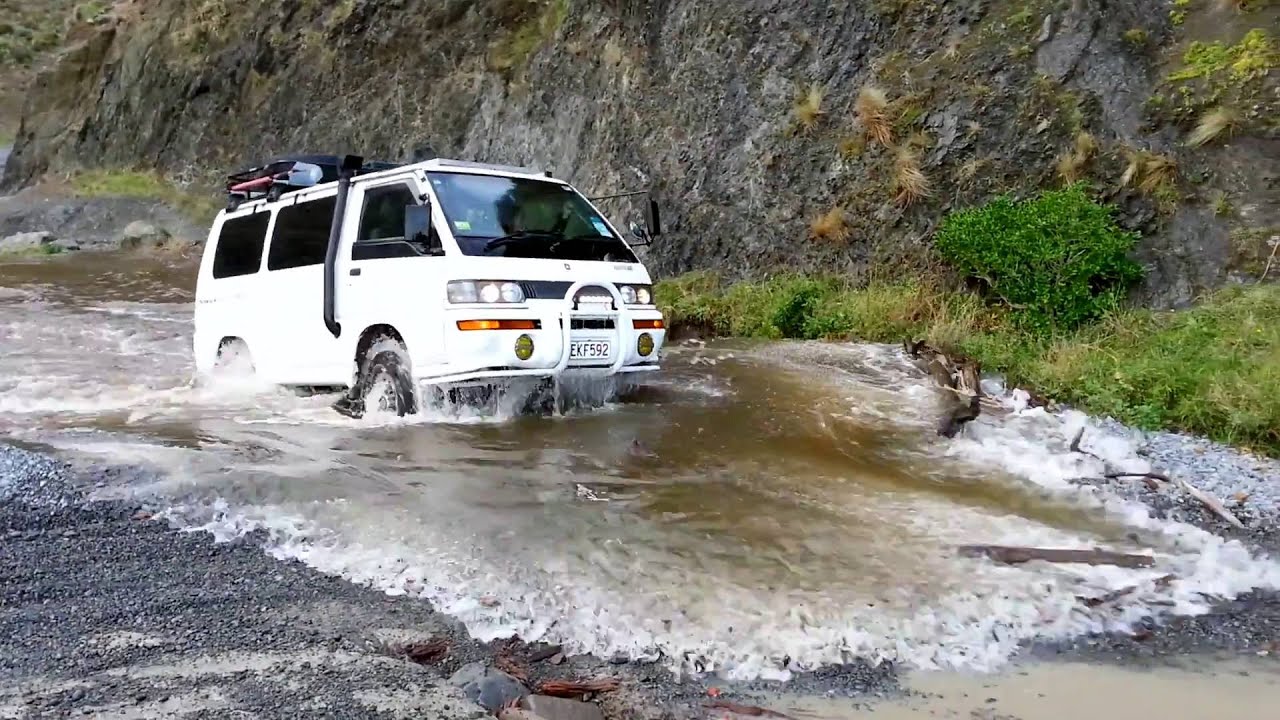 Delica L300 4WD