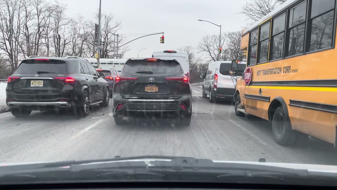 SNOWY NYC! POV Driving around Queens 3 weeks after blizzard!