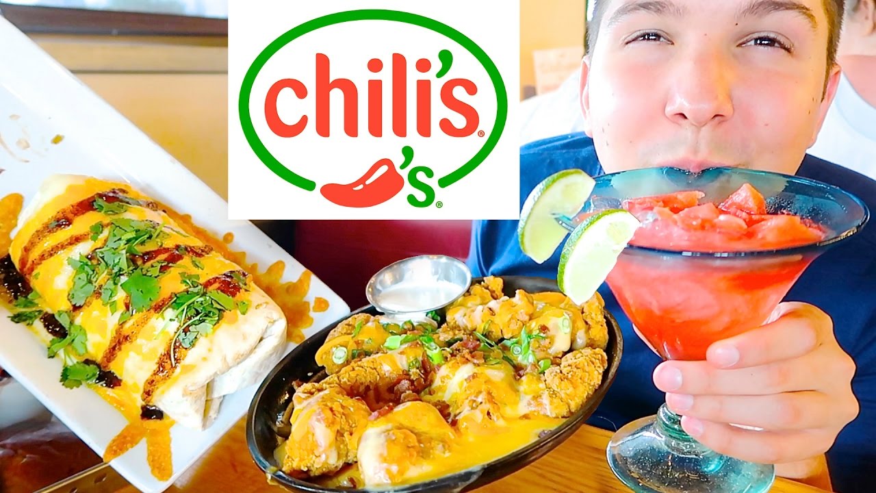Loaded Cheesy Wings & Smothered Smoked Burrito • Chili's • MUKBANG