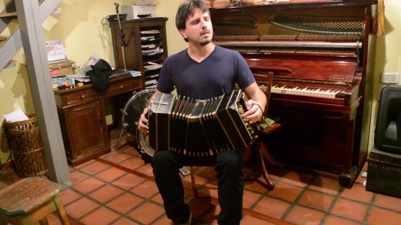 Sonata en Re menor D. Scarlatti (K.9)  - Bandoneón: Julio Coviello