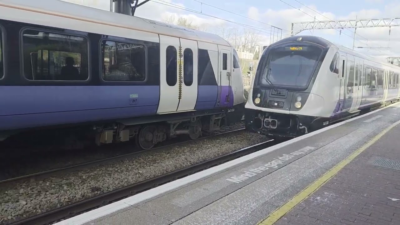 Trains at Ealing Broadway & West Ealing 14/02/2026