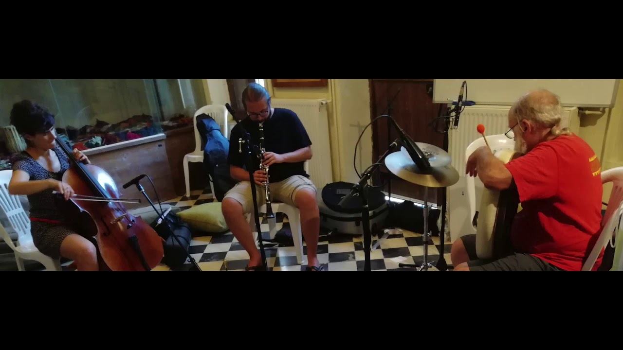 &Egrave;teron, free improvisation in Houdetsi during the Labyrinth musical workshop