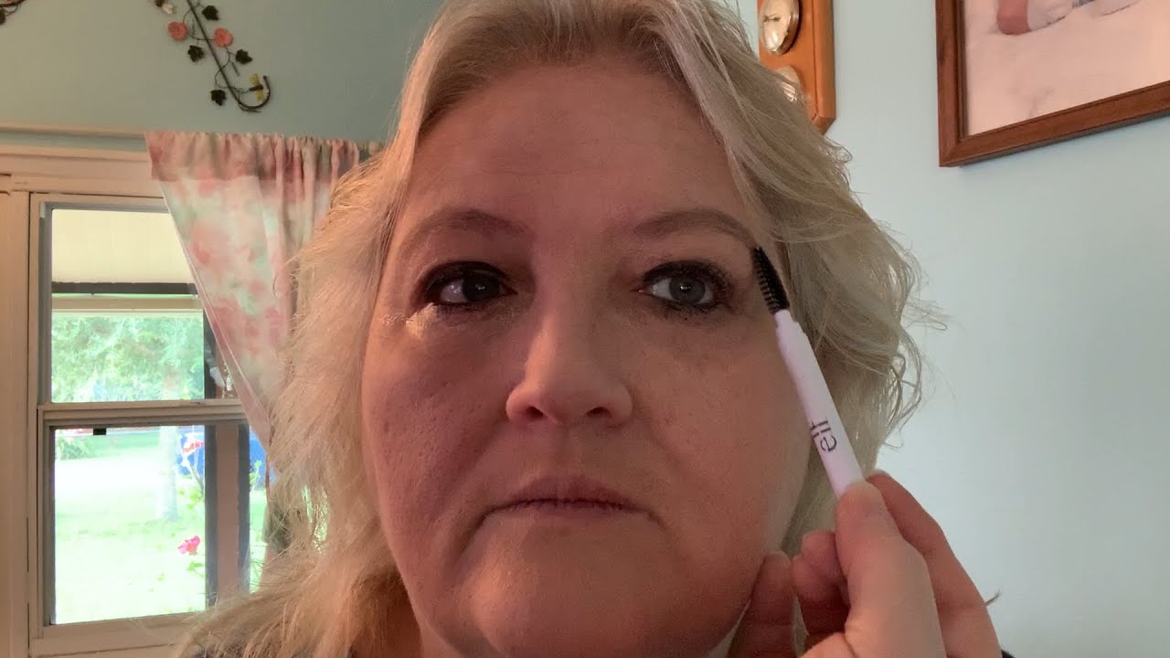 ASMR ! My Makeup 💄 done by my Sister !! 💕💕