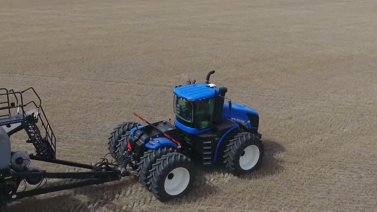 Seeding 2022 Starland County Alberta, Canada