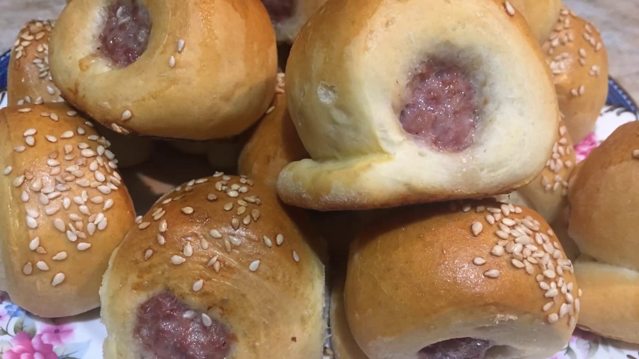 Mini pecivo sa ćevapima / Mini rolls with ground beef kebabs