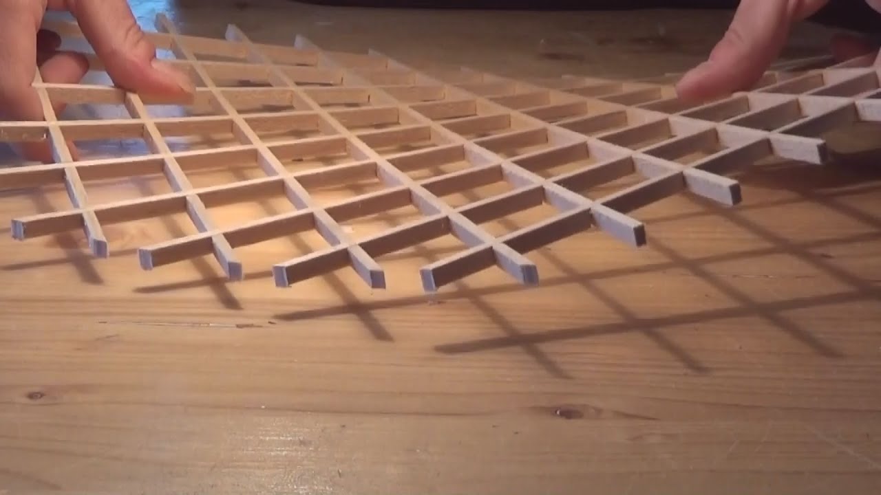 Building a lattice bracing for a classical guitar