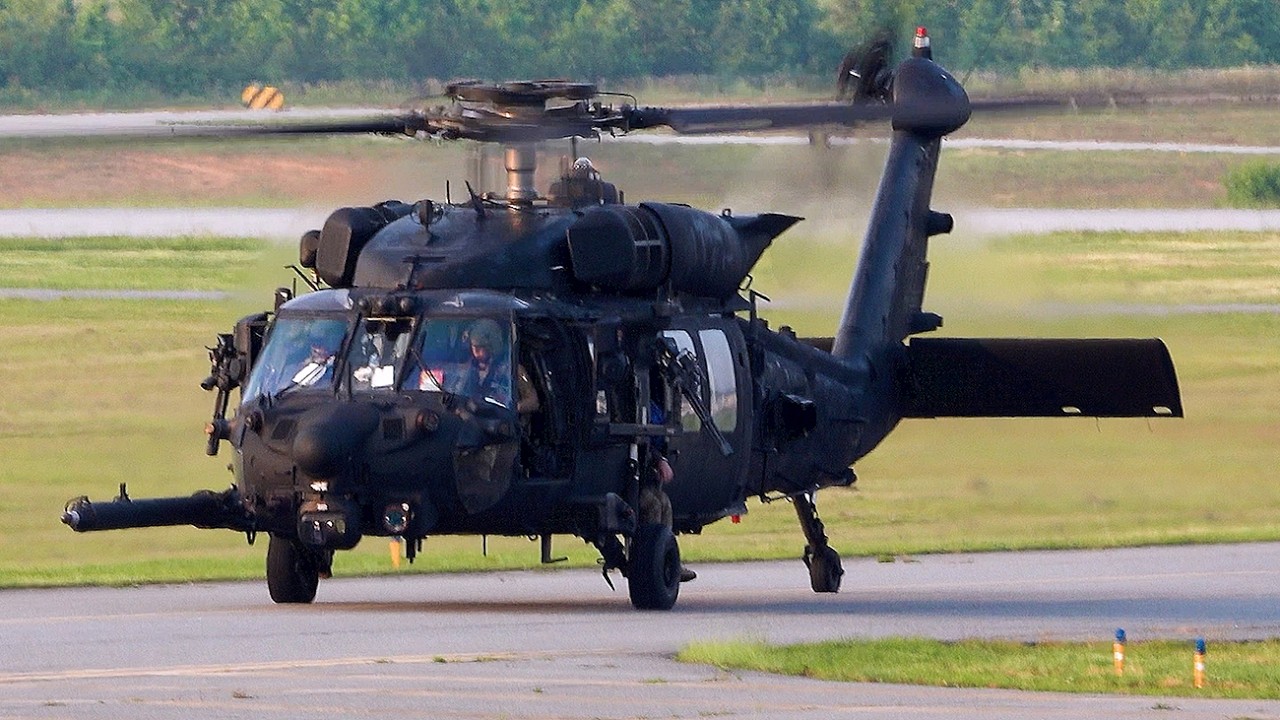 4x MH-60M Blackhawk Take Off – 160th Special Operations LZU Airport