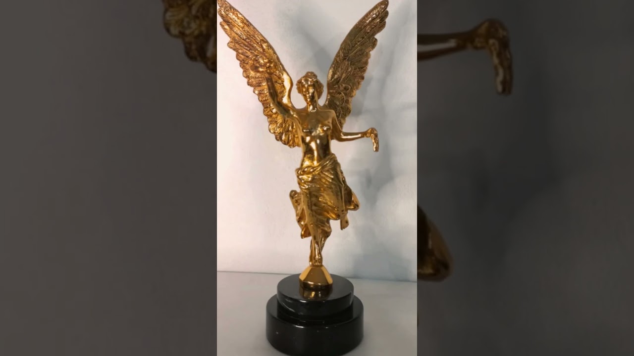 Trofeos: Obras de arte de calidad especiales y caracterizadas a la medida.