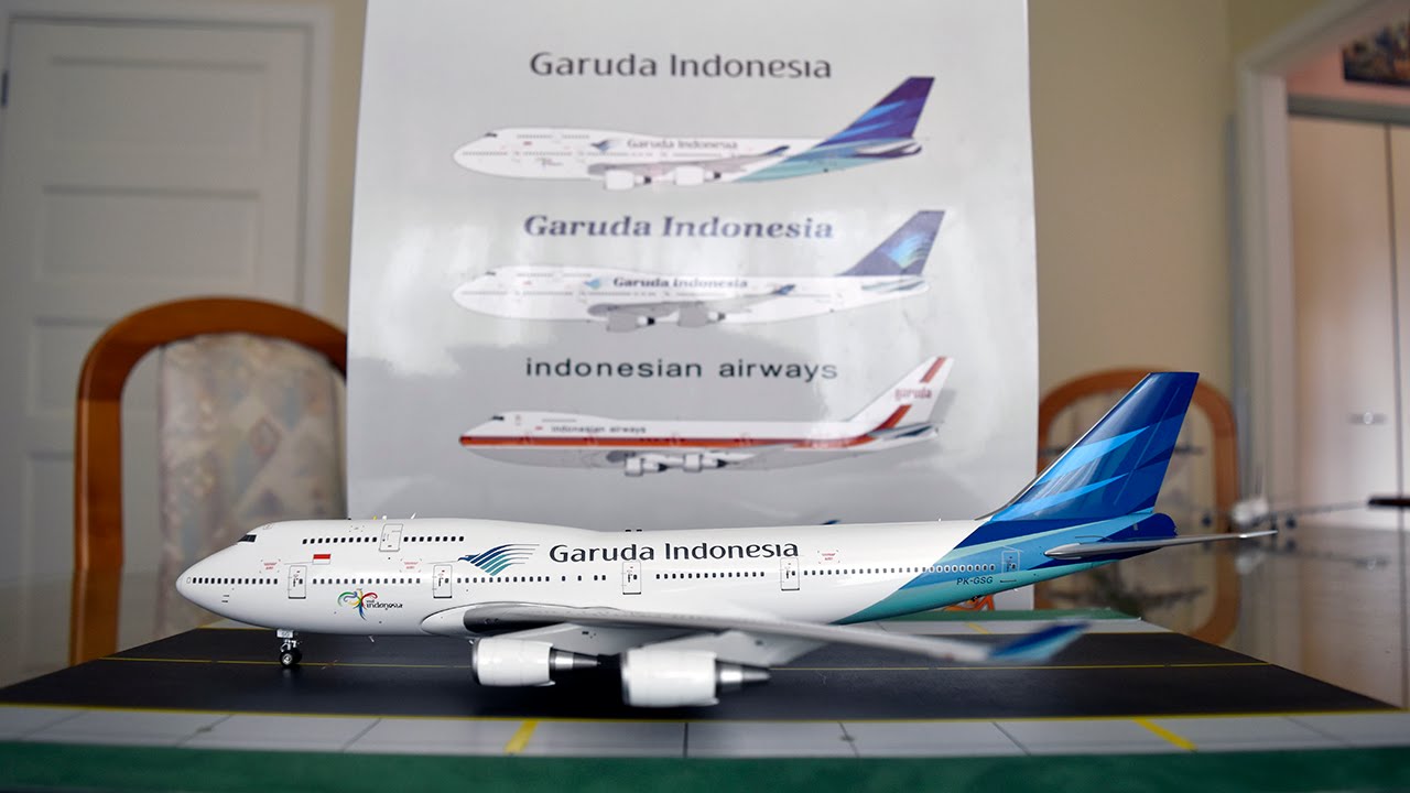 Inflight/JFox 1:200 Garuda Indonesia 747-400 Распаковка и обзор