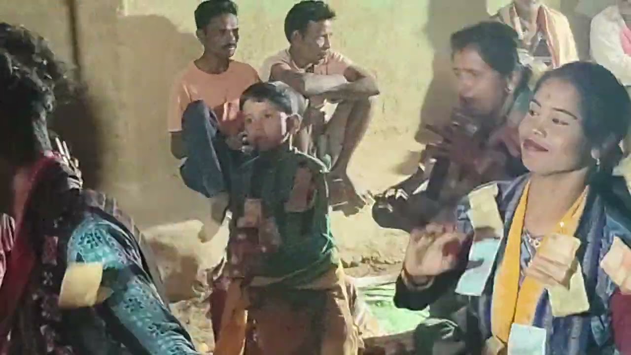 କୀର୍ତ୍ତନ ଗାୟିକା ମୀକୀ ବରିହା ରୋତ କୀର୍ତ୍ତନ miki bariha kirtan roth #song #bhatlikirtan #kirtansanchar 