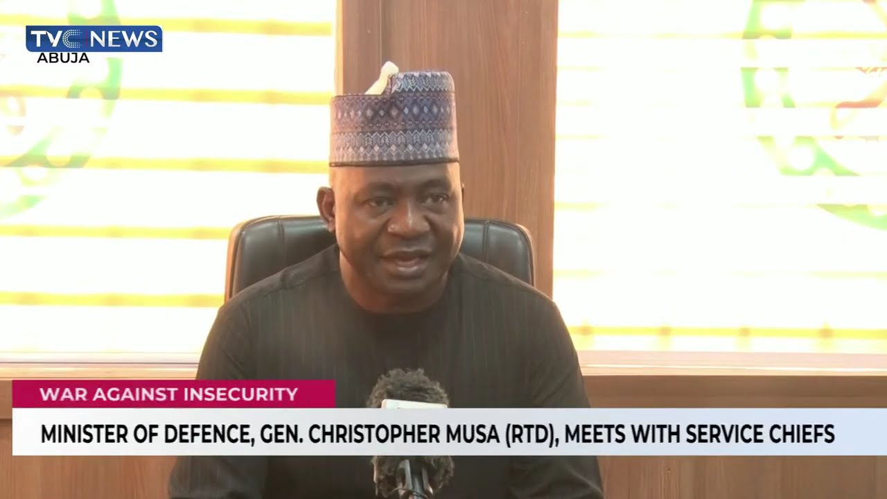 Minister Of Defence, Gen. Christopher Musa (RTD), Meets With Service Chiefs