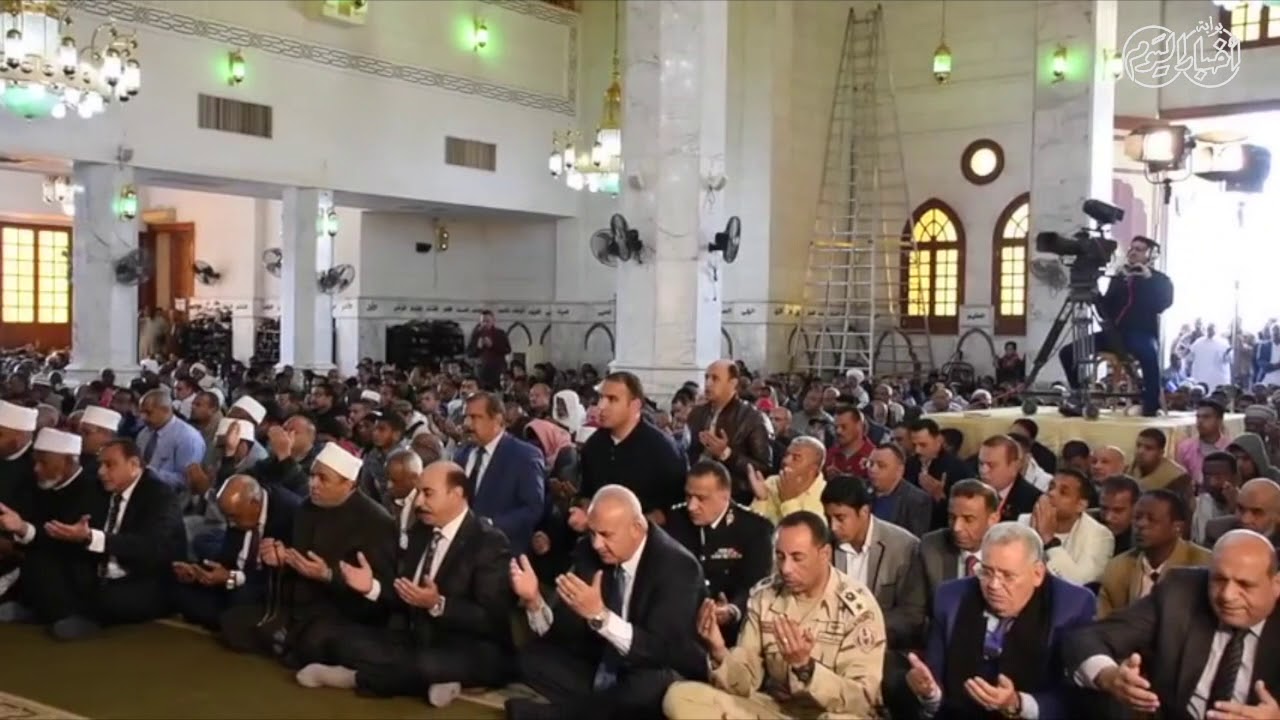 أخبار اليوم | وزير الاوقاف يزور أسوان ويلقي خطبة الجمعة بالمسجد الجامع