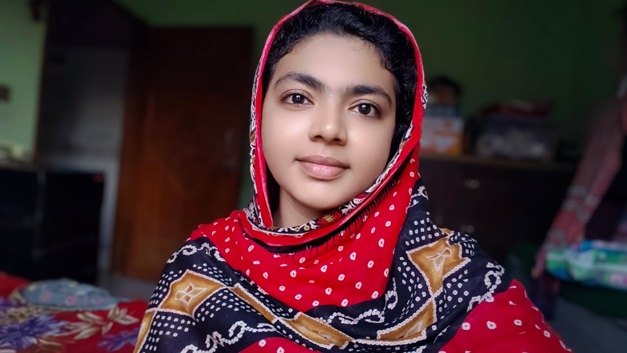 আমরা মেয়েরা বরাবরই একটা জায়গায় ভুল করে নিজেদের ভাগ্য নিজের হাতে নষ্ট করে ফেলি।
