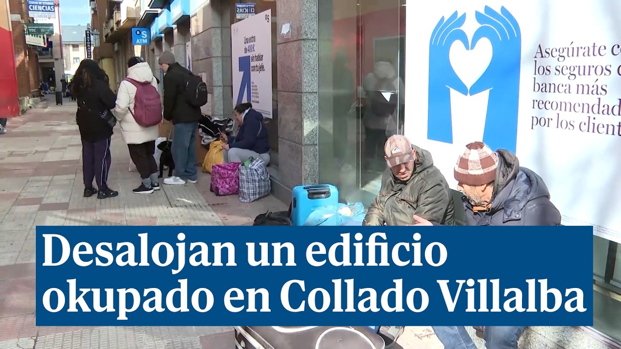 Desalojan un edificio okupado en Collado Villalba (Madrid) propiedad del Ministerio de Vivienda