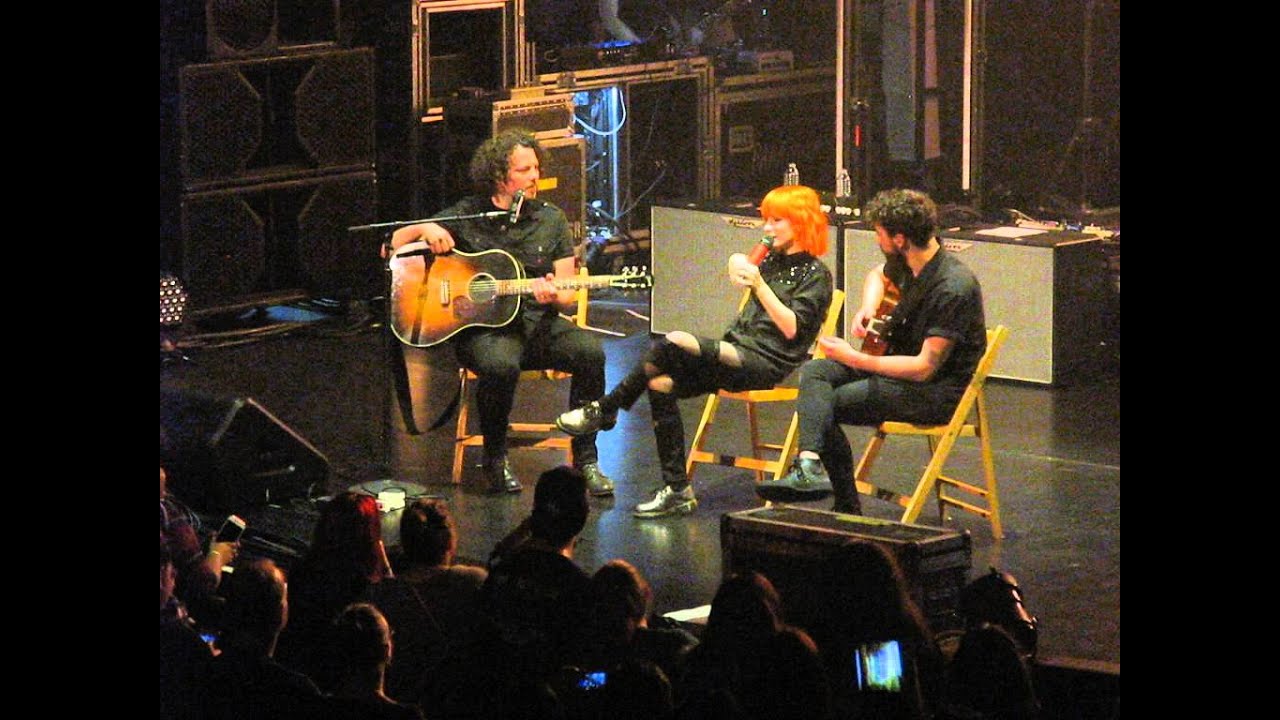 10/21 Paramore - Justin York Teaches Paramore + Misguided Ghosts @ Beacon Theatre, NYC 5/06/15