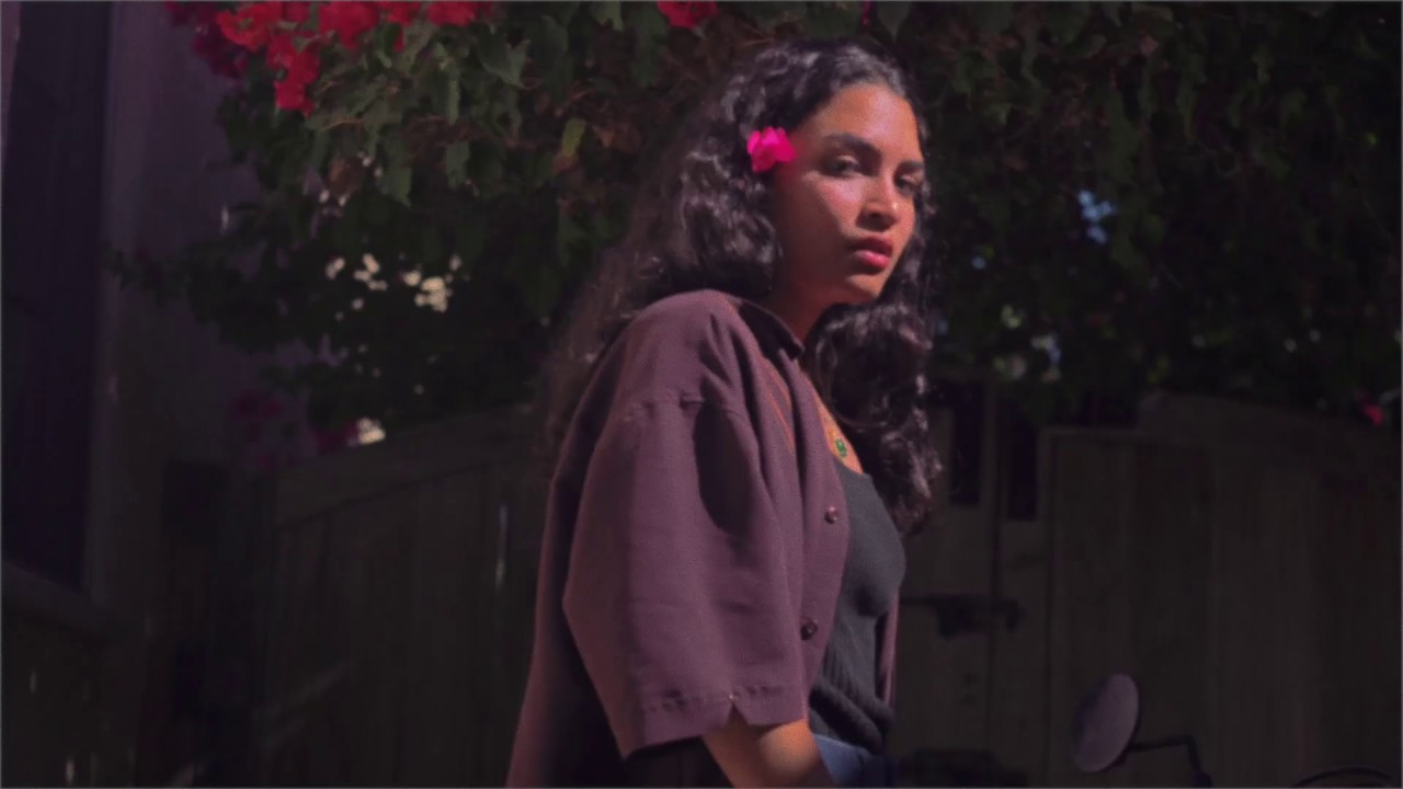 Ambar Lucid - Eyes (Official Video)