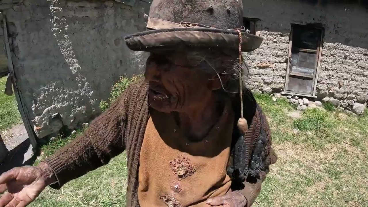 Tiene 90 años sola y sin nada 😭😭