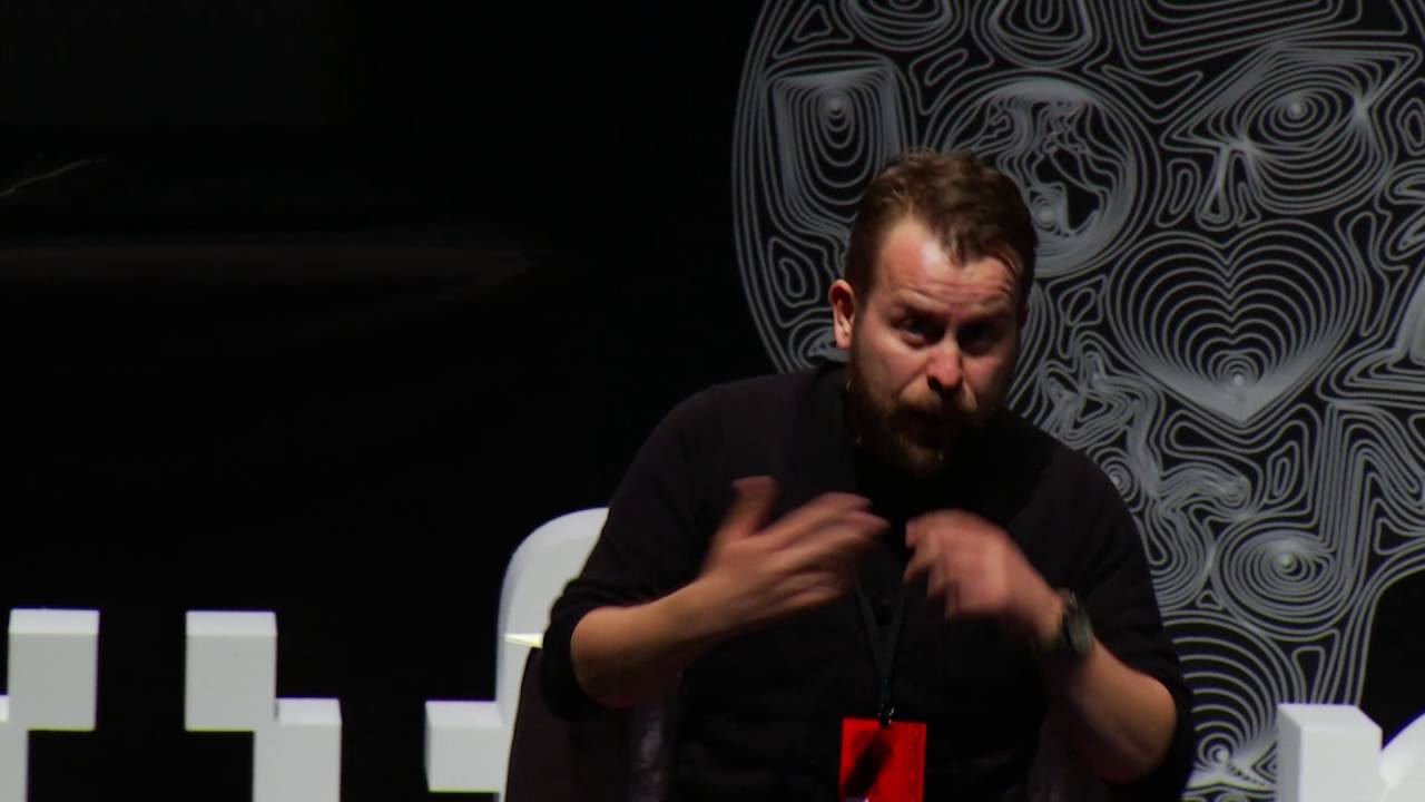 Mutluluk yereldir. / Happiness is local | Ömür Akkor | TEDxNilüfer
