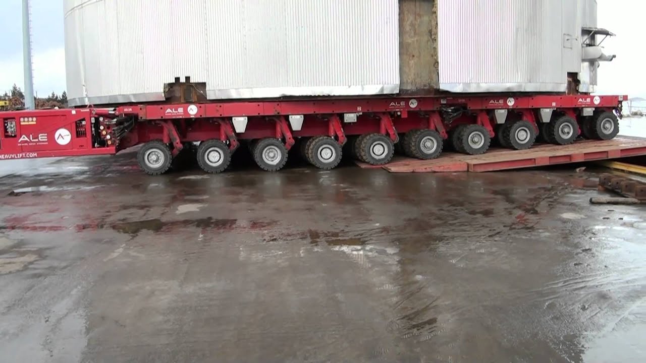 Mongstad spmt moving tanks