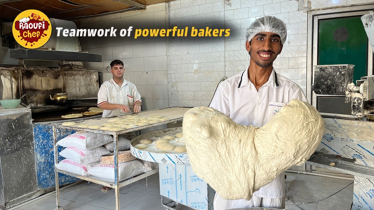 From Alone to Teamwork: Bakery for Hundreds!