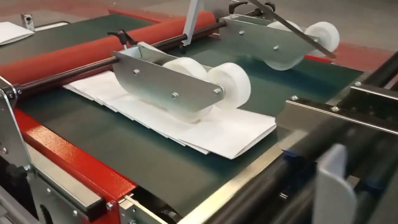 Petratto Metro Folder gluer/box sleeve