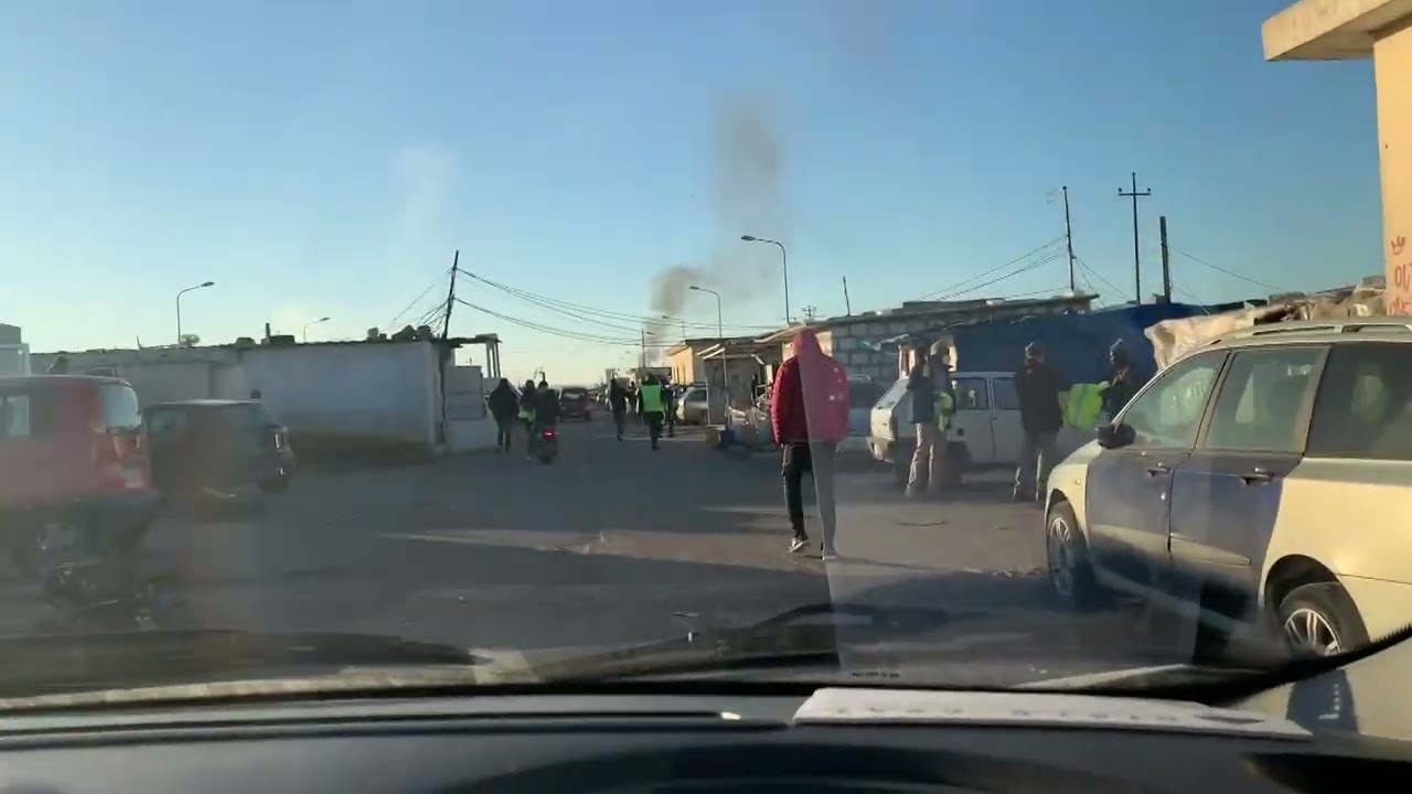 La protesta di sindaci e forze sociali per la perdita dei fondi PNRR per i ghetti