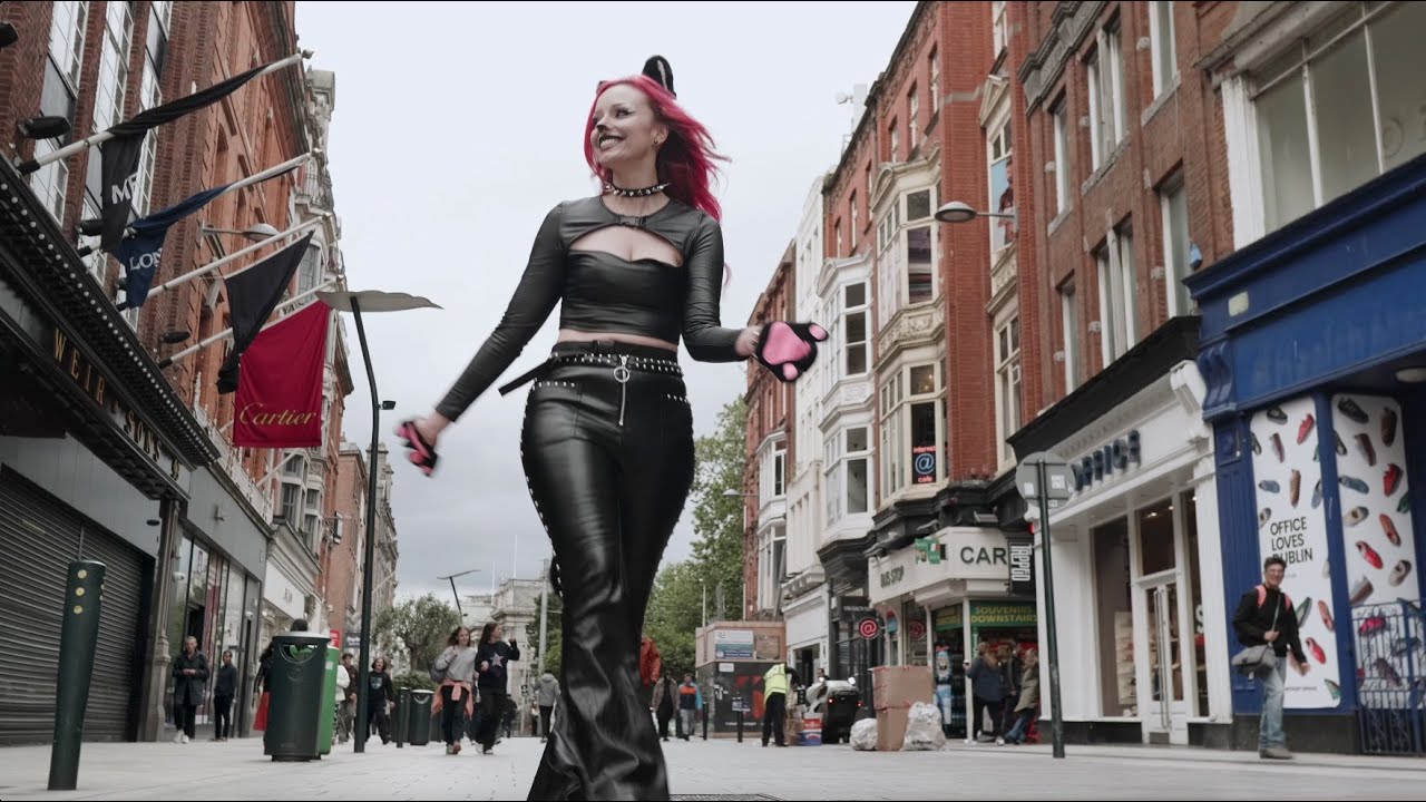 AILSHA - MEOW - VISUALISER