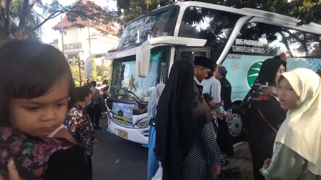 PELEPASAN PEMBERANGKATAN JAMAAH HAJI KLOTER KE 10 KABUPATEN BEKASI