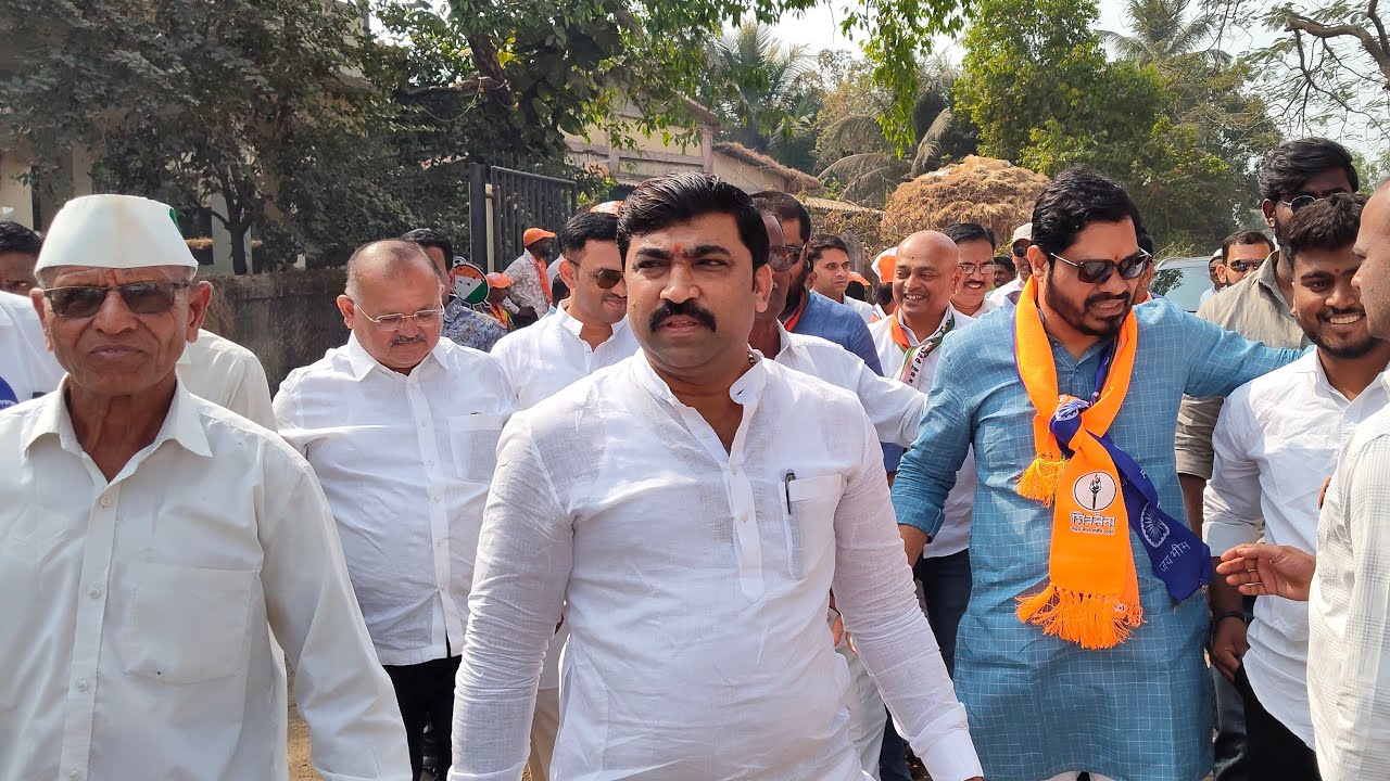 परिवर्तनच्या चित्रा जगदीश ठाकरे यांच्या प्रचाराचा शुभारंभ;सुधाकर घारे व नितीन सावंतांची उपस्थिती