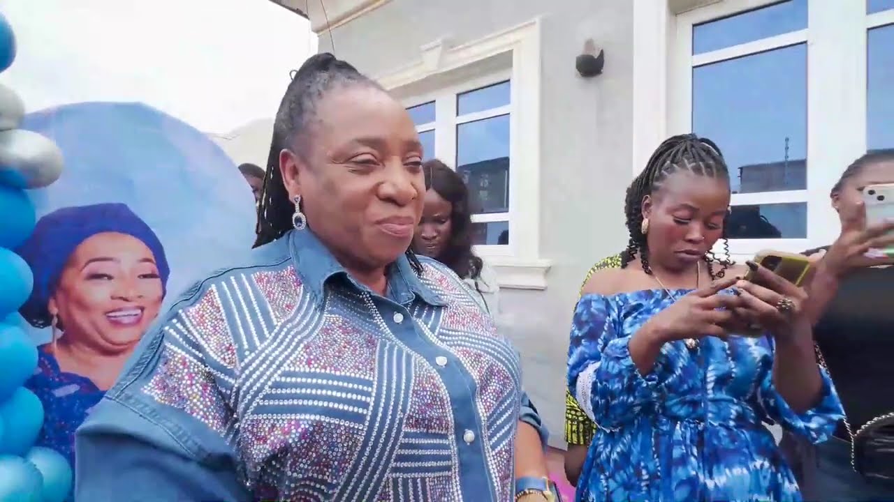 SURPRISE BIRTHDAY GET-TOGETHER FOR MUMMY DUPE JAYESIMI