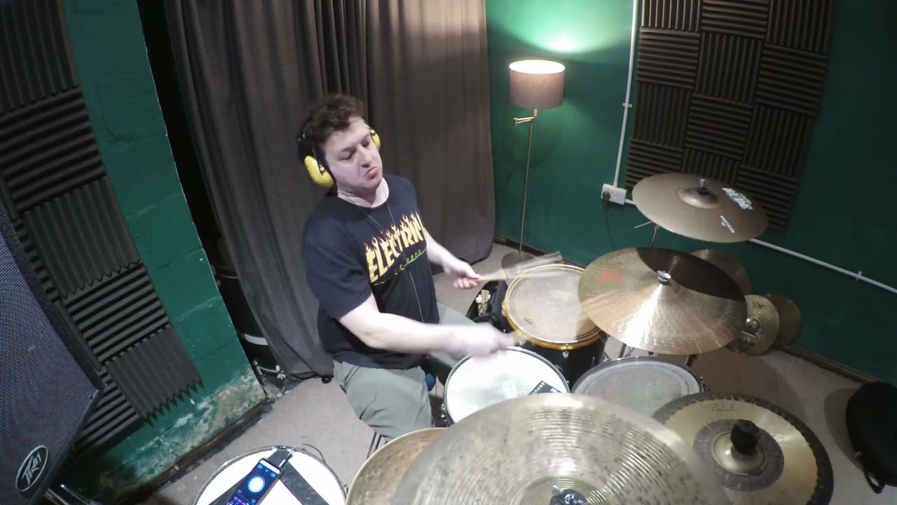 A bit of improv noodling to the metronome at the start of last night's practice