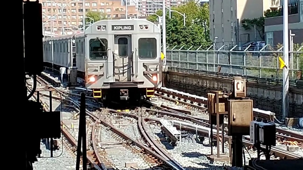 ttc subway turns back at Keele station
