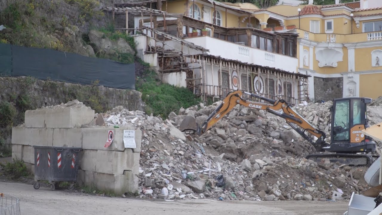 Ischia. Svolta sulla frana del 2022: indagati sindaci e tecnici