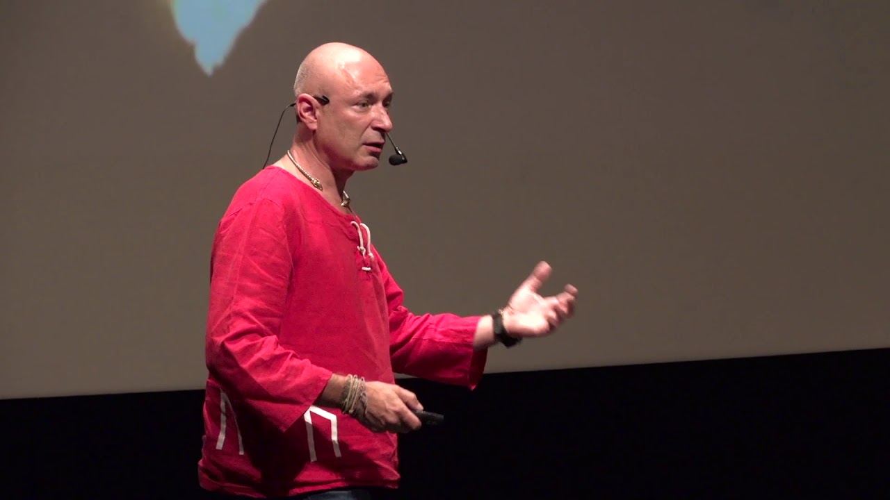 Daniel Landa: Leadership = odvaha b&yacute;t svůj (z&aacute;znam z konf. Leadership 2018)