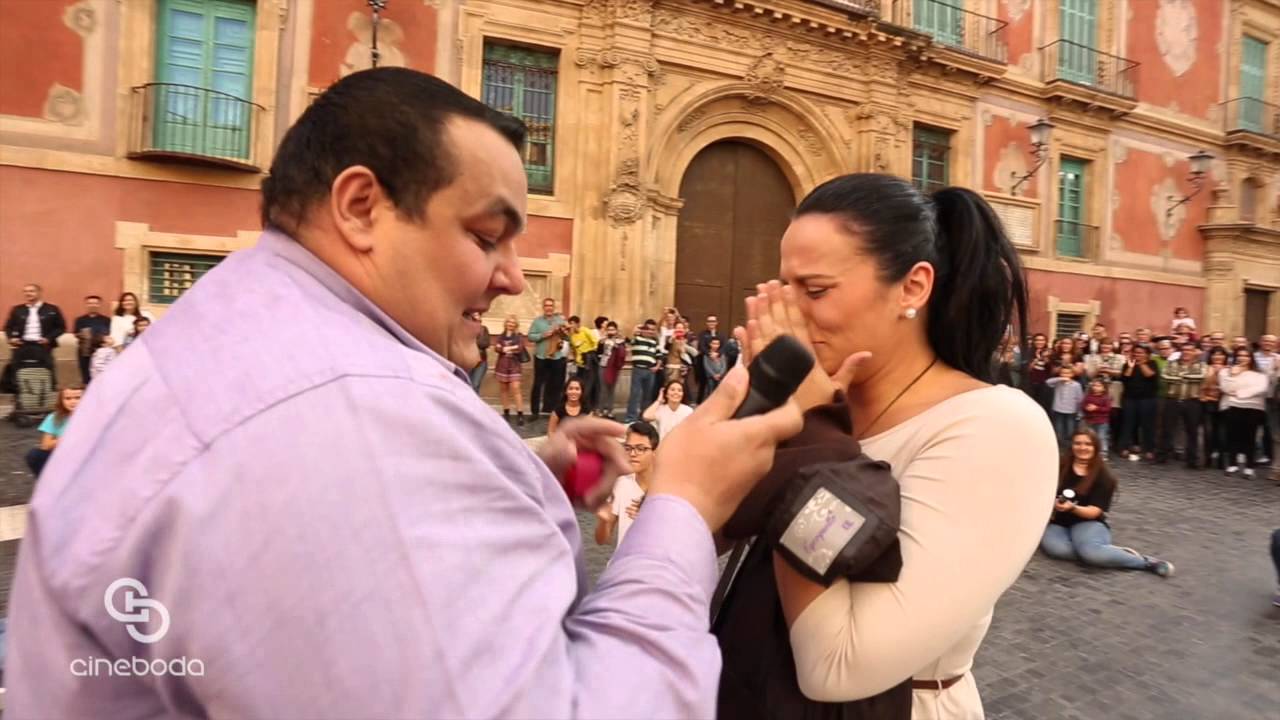 PEDIDA DE MANO MURCIA con flashmob