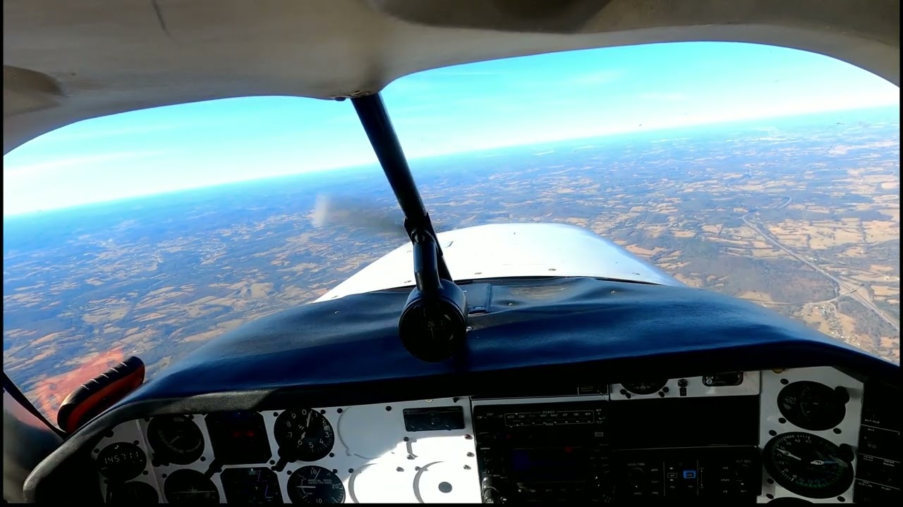 Mooney Arriving at Tune Airport in Nashville 26 0208