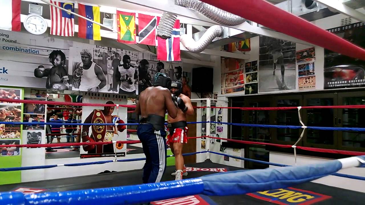 Christophe Walravens vs Mugambo last round