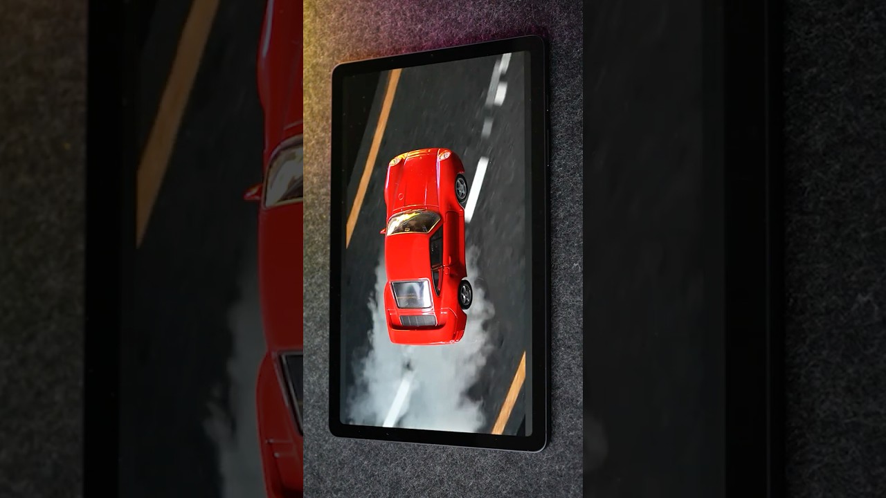 Porsche 959 in Motion – Crazy Miniature Racing! 