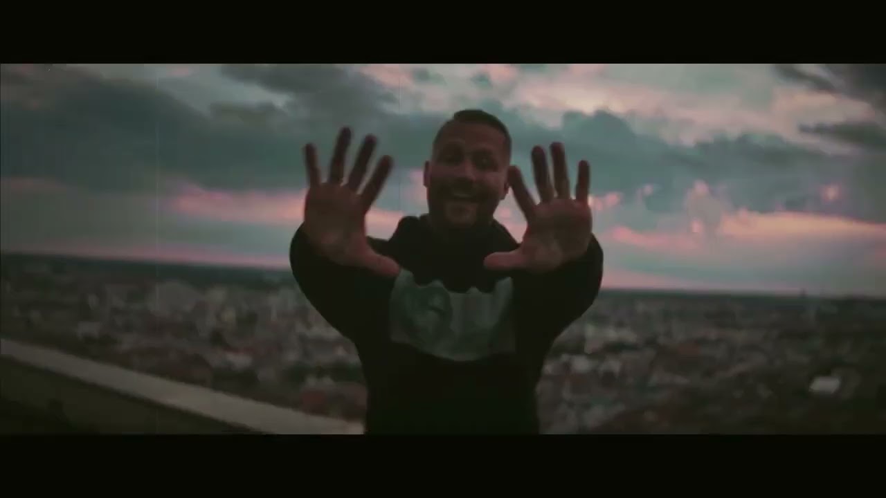 KONTRA K - TIEFGR&Uuml;NDIG