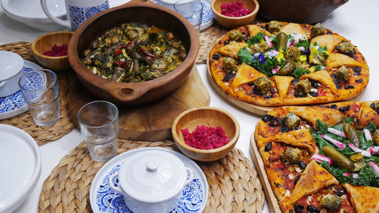 مائدة افطار رمضانية صحية/ بيتزا بالخميرة البلدية/ هربل بحليب الفول السوداني/ الشرمولة /طبق السمك