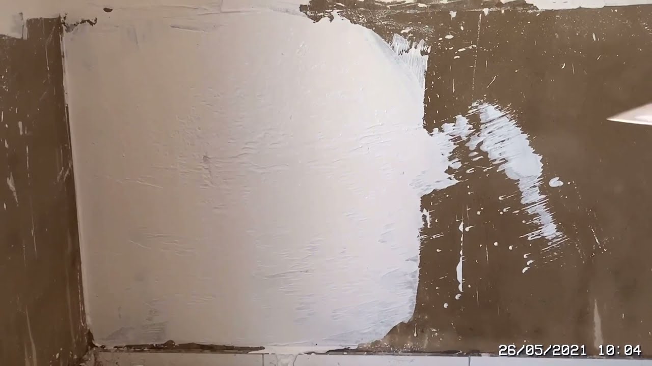 Gesso liso passo a passo na parede com reboco