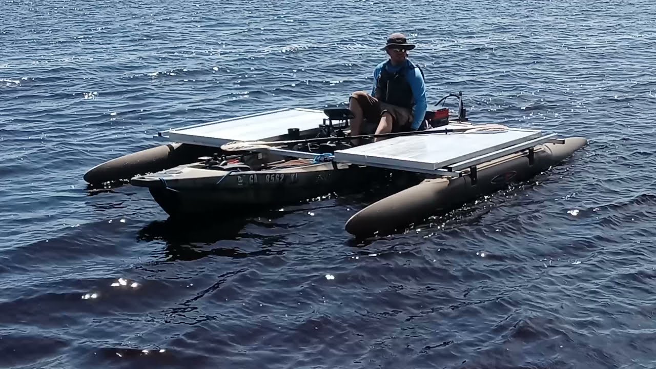 Extreme Expandacraft Outrigger with 10 foot beam in water test.