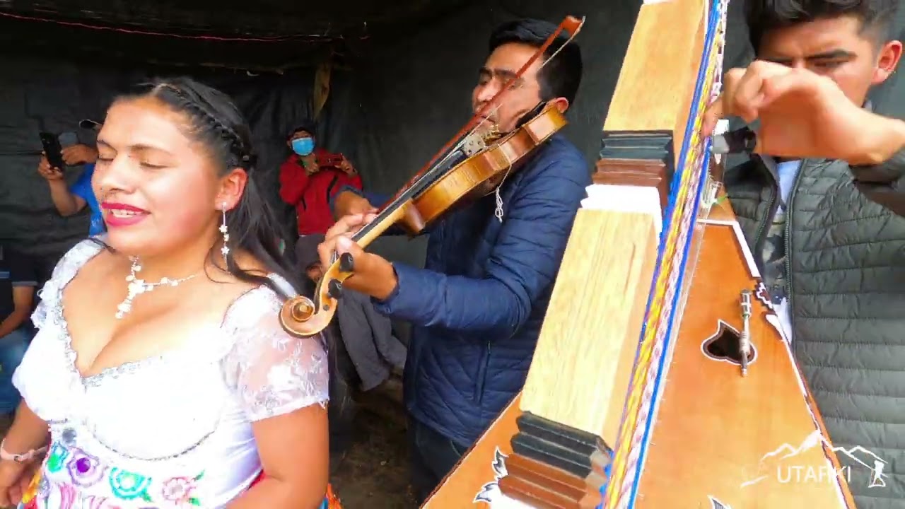 JARANA con Rosablanca de Vilcashuaman (Arpa y violin) en San José de Socos - Chungui,  La mar
