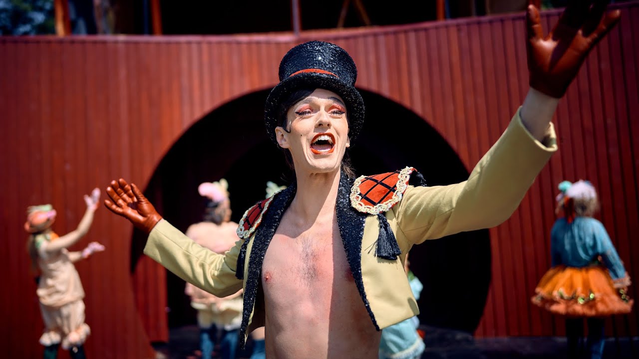 Entr'acte – Cabaret 2023 | Nyborg Voldspil