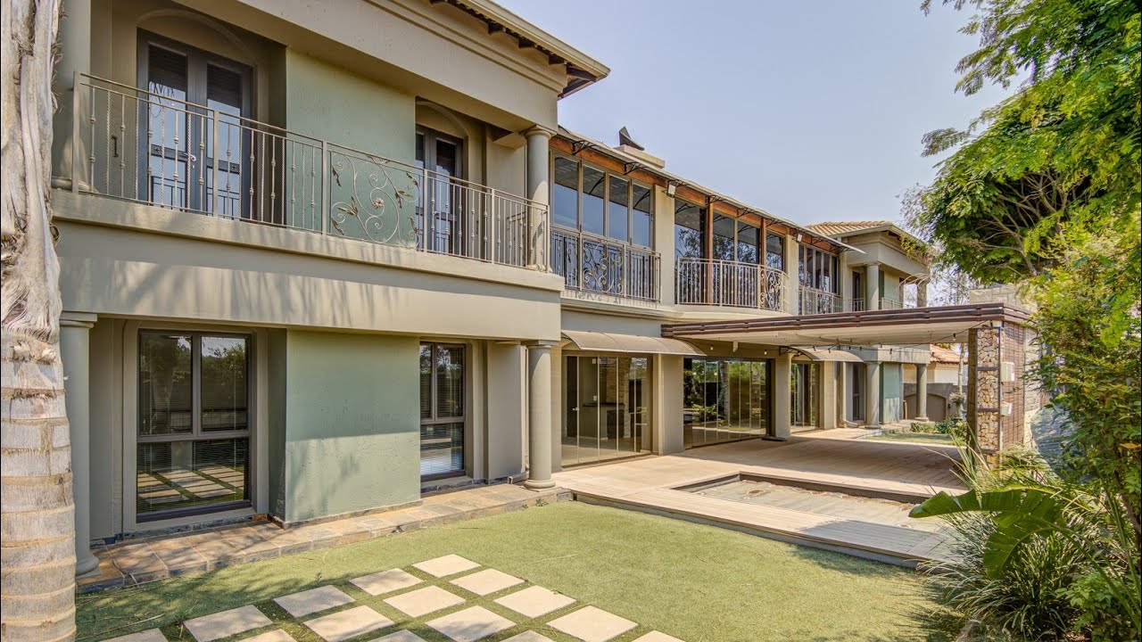 Exquisite Home in Glen Erasmia Boulevard