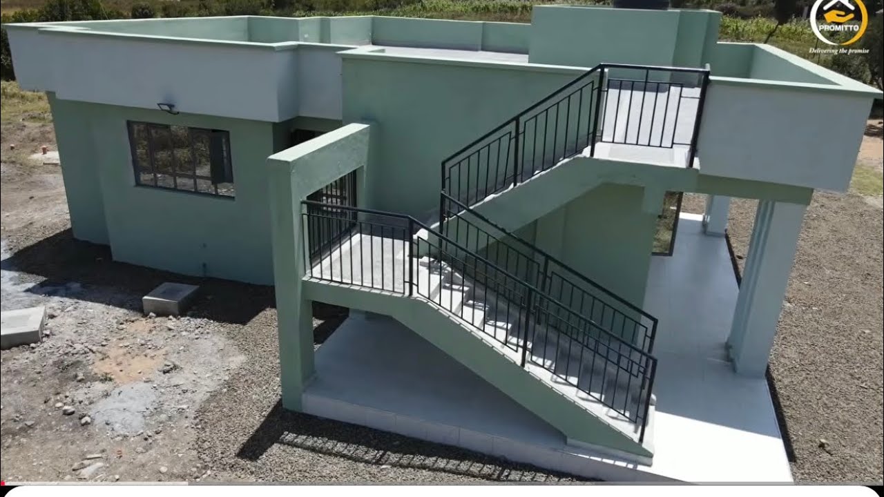 Lovers of bungalows ❤️❤️This is a flat roofed 3 bedroom bungalow. Would you like a house like this? 