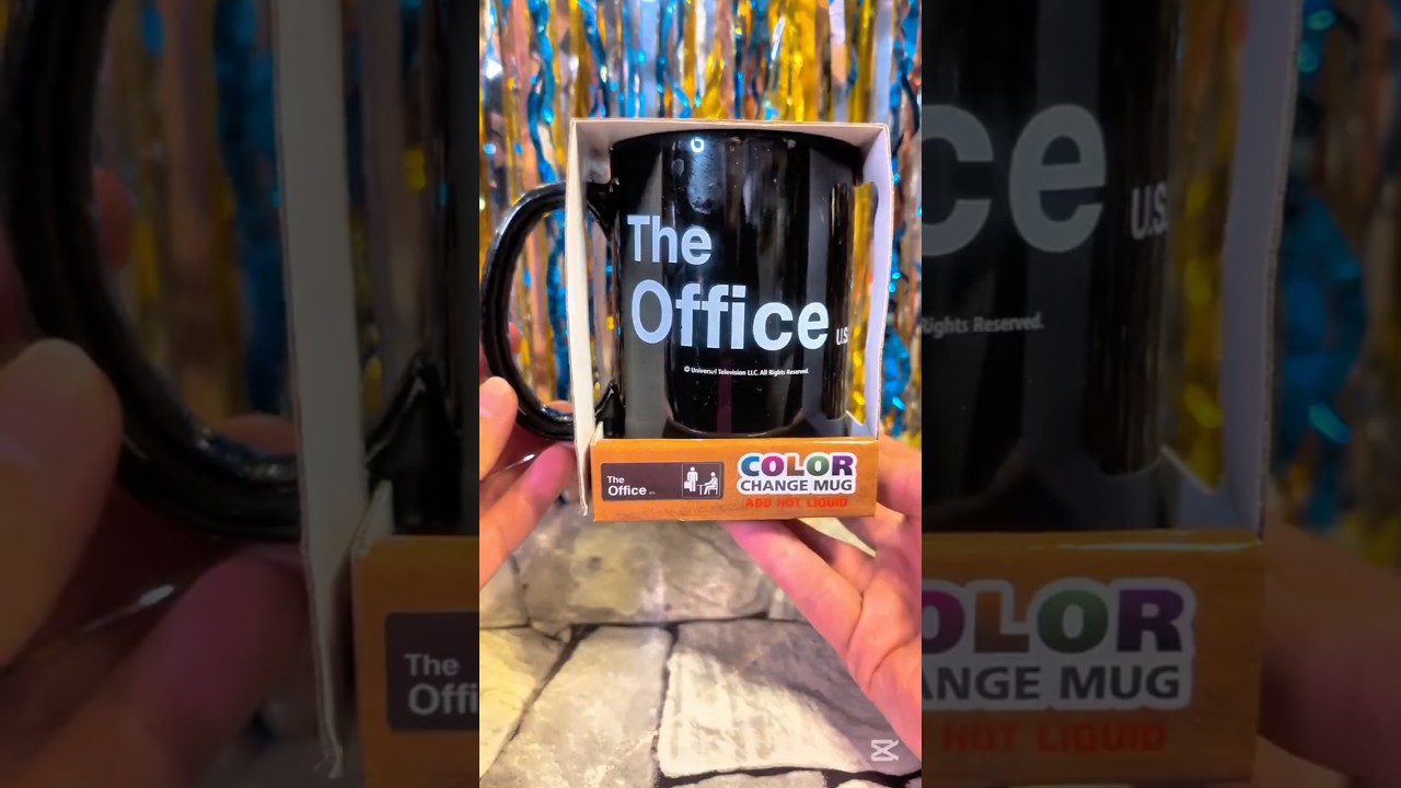 Check out this NBC's THE OFFICE Color Change Mug! ☕🖇️ 