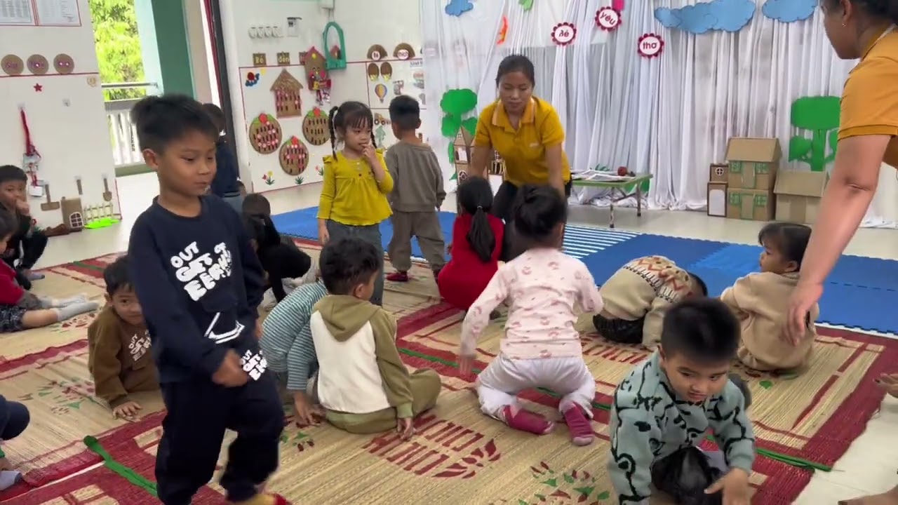 BM - B3 - Thao Giảng LQVH Thơ: Giúp bà