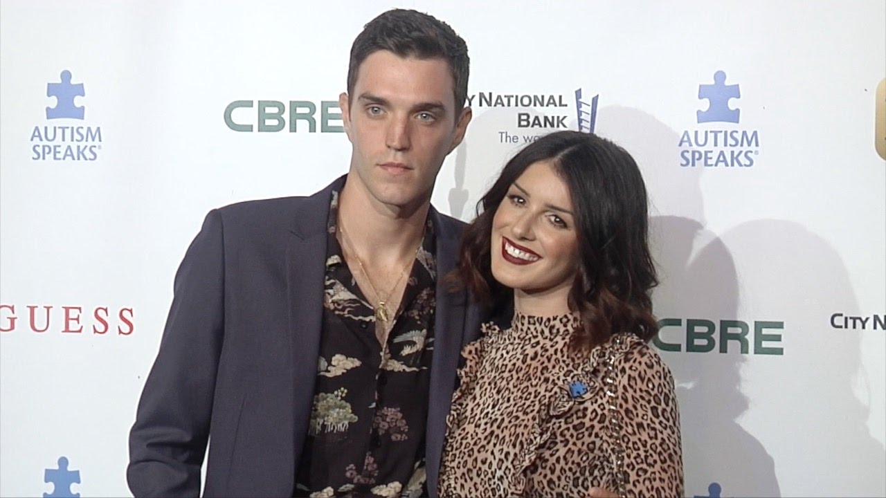 Shenae Grimes & Josh Beech 